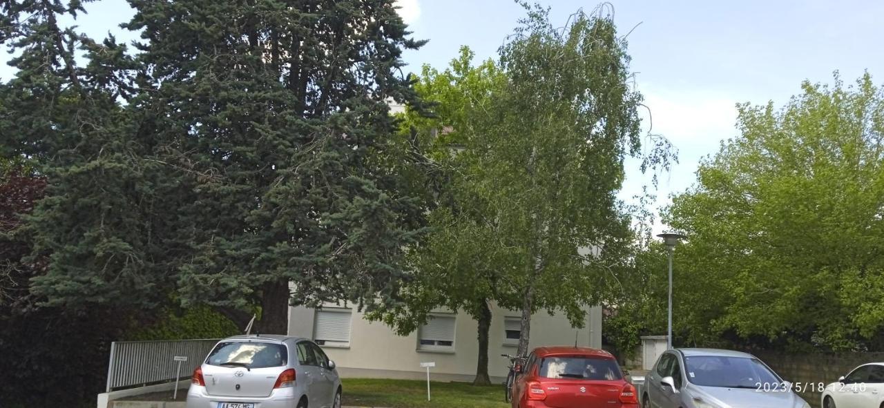 Le Phenix A Internet Haut Debit & Parking Ντιζόν Εξωτερικό φωτογραφία